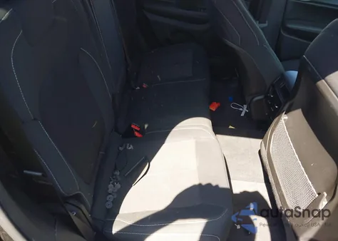 2023 Jeep Grand Cherokee Laredo X 4X4 from USA, damaged, VIN 1C4RJHAG7P8910819